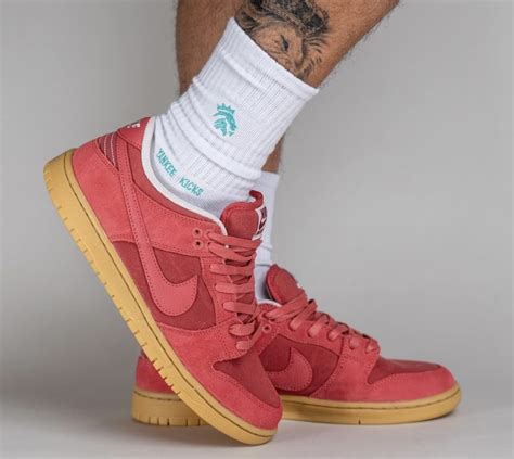 stockx Nike dv5429 600